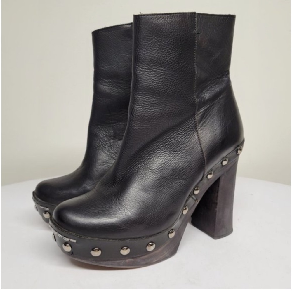 ISO size 36 or 37❤️❤️